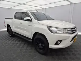2016  Toyota Hilux - Image 18