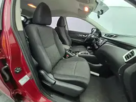 2017  Nissan Qashqai - Image 24