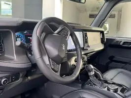 2025  Ford Bronco - Image 18