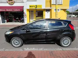 2014  Ford Fiesta - Image 10