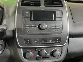 2022  Renault Kwid - Image 21