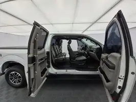 2015  Ford F - Image 22