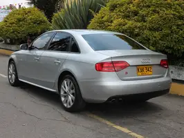 2010  Audi A4 - Image 3
