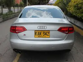 2010  Audi A4 - Image 4