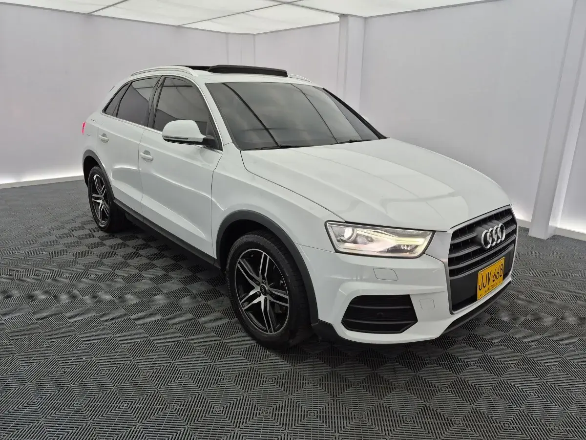 2017  Audi Q3