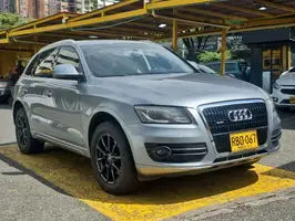 2011  Audi Q5 - Image 2