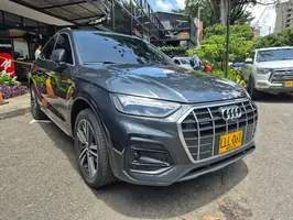 2022  Audi Q5 - Image 2