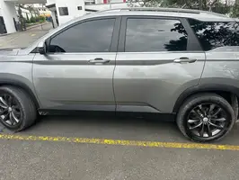 2023  Chevrolet Captiva - Image 4