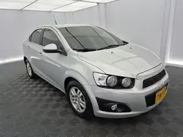 2016  Chevrolet Sonic - Image 2