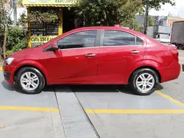 2016  Chevrolet Sonic - Image 4