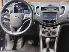 2017  Chevrolet Tracker - Image 2