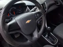 2017  Chevrolet Tracker - Image 3