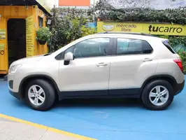 2017  Chevrolet Tracker - Image 4