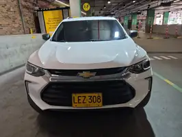 2022  Chevrolet Tracker - Image 3