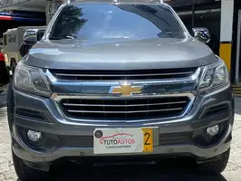 2020  Chevrolet Trailblazer - Image 2