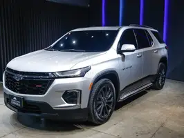 2022  Chevrolet Traverse - Image 2