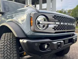 2025  Ford Bronco - Image 5