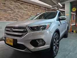2017  Ford Escape - Image 5