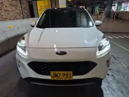 2020  Ford Escape - Image 3