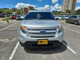 2015  Ford Explorer - Image 3
