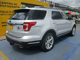 2019  Ford Explorer - Image 5