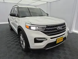 2023  Ford Explorer - Image 2