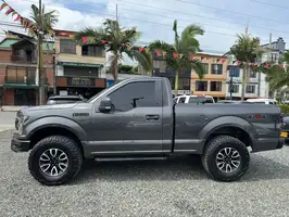 2018  Ford F - Image 4