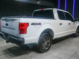 2019  Ford F - Image 4