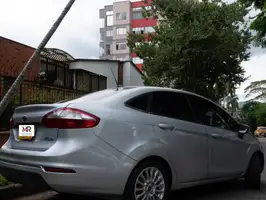 2014  Ford Fiesta - Image 3