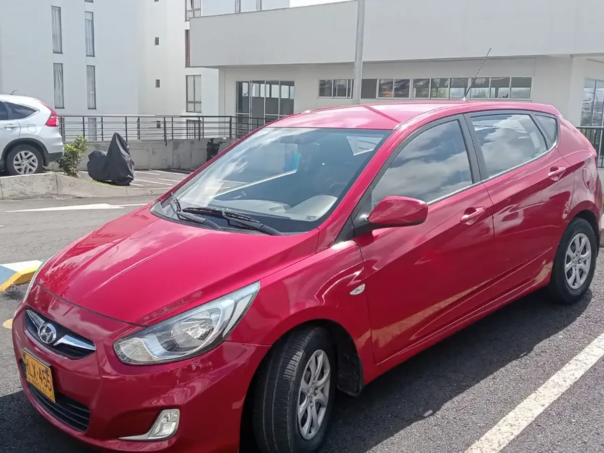 2012  Hyundai Accent