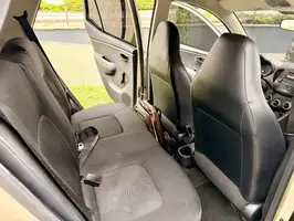 2013  Hyundai I10 - Image 5