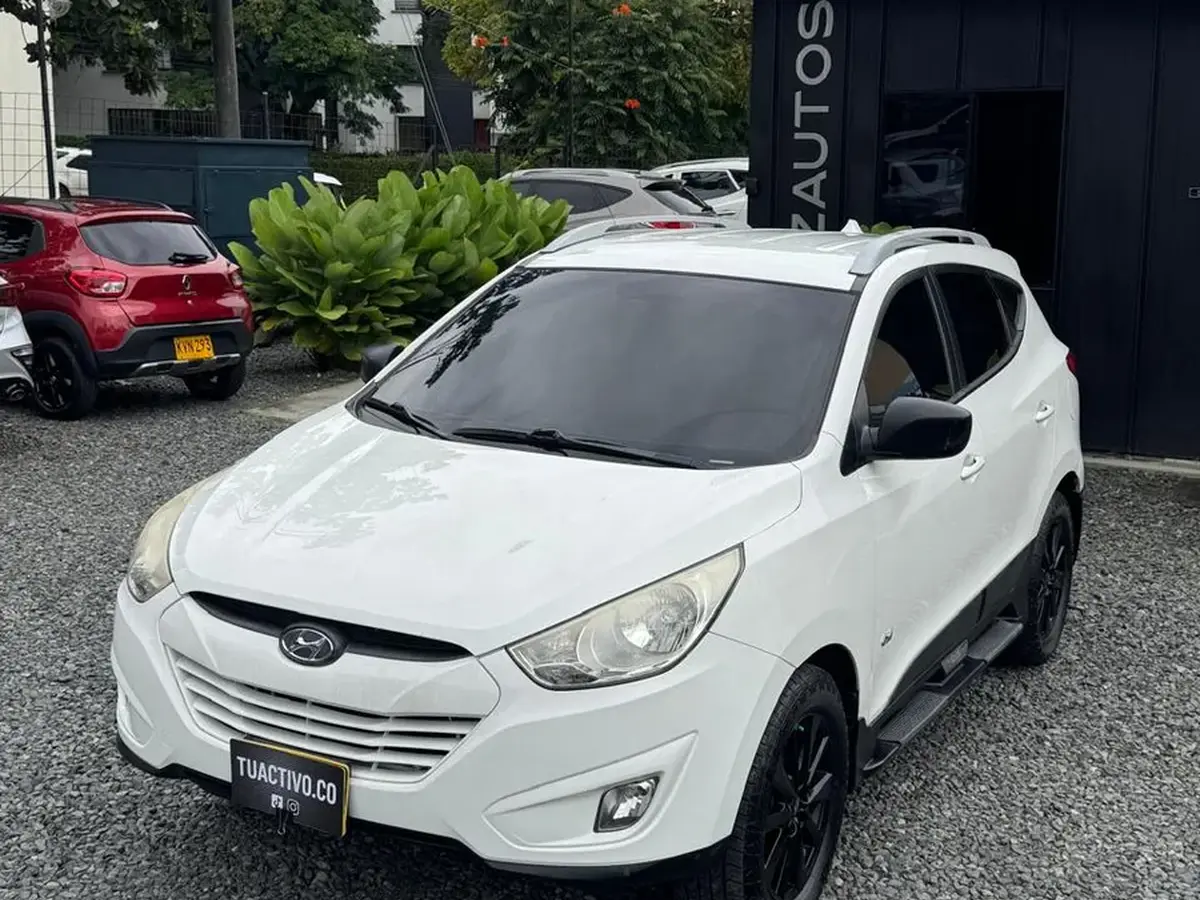 2012  Hyundai Tucson