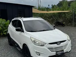 2012  Hyundai Tucson - Image 4