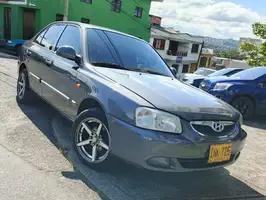 2015  Hyundai Verna - Image 2