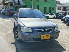 2015  Hyundai Verna - Image 3