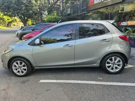 2014  Mazda 2 - Image 5