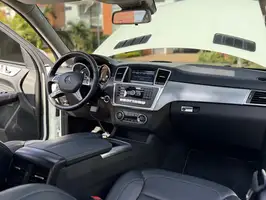 2015  Mercedes Unknown - Image 3