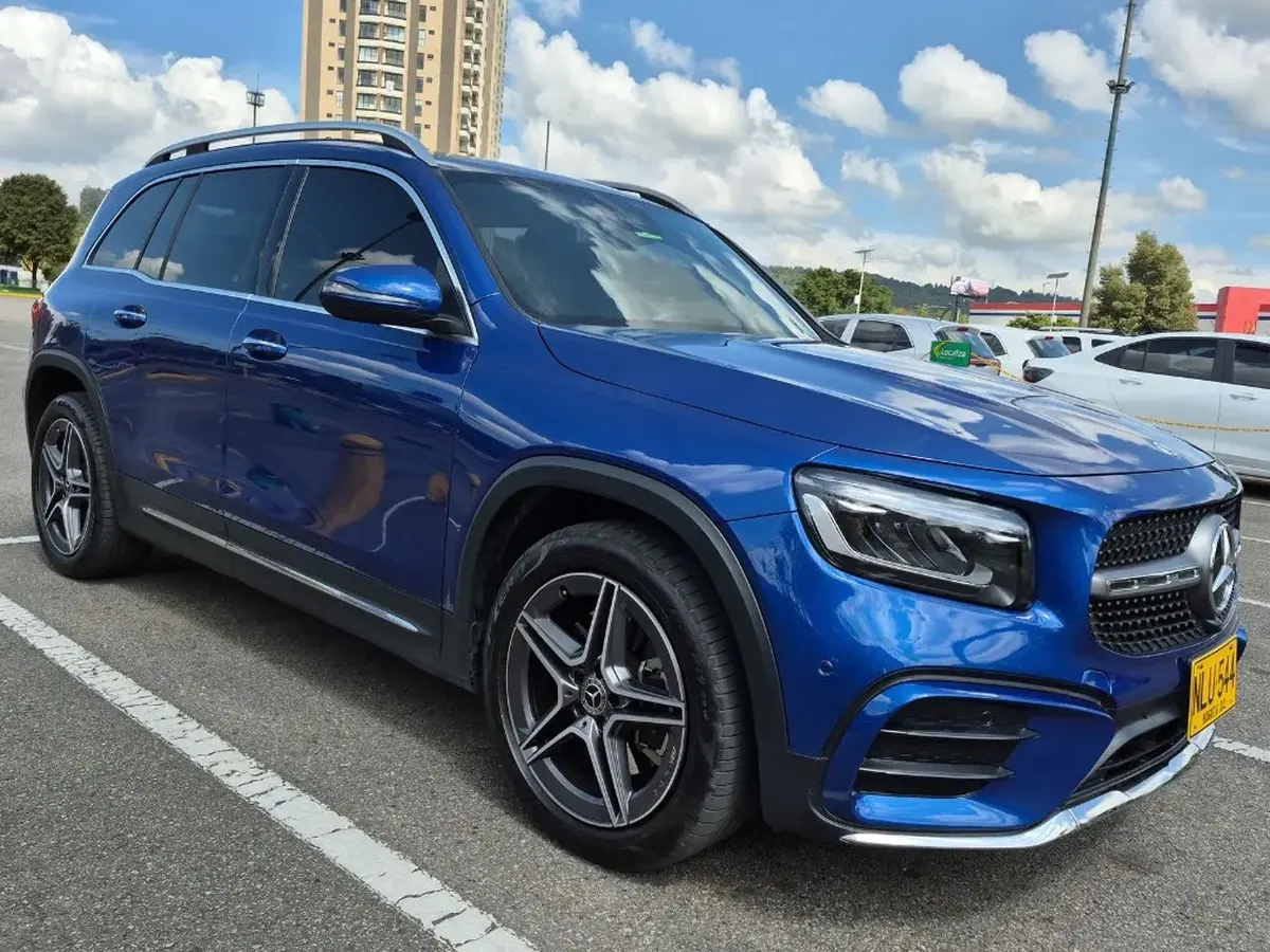 2025  Mercedes Unknown