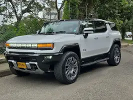 2025  Mercedes Unknown - Image 4