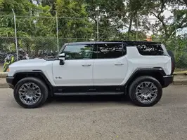 2025  Mercedes Unknown - Image 5