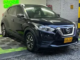 2017  Nissan Kicks - Image 1