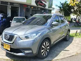 2019  Nissan Kicks - Image 1