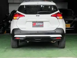 2021  Nissan Kicks - Image 3