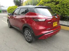 2023  Nissan Kicks - Image 3