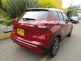 2023  Nissan Kicks - Image 5