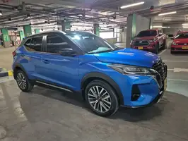 2025  Nissan Kicks - Image 1