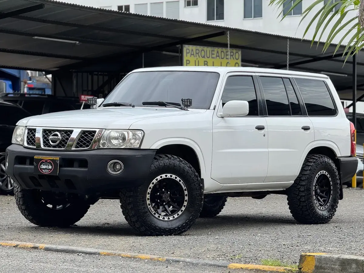 2008  Nissan Patrol