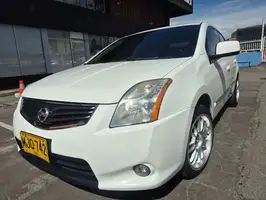 2013  Nissan Sentra - Image 3