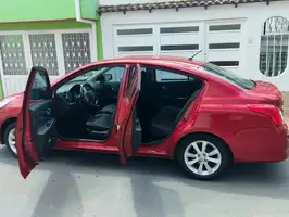 2015  Nissan Versa - Image 4