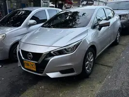 2022  Nissan Versa - Image 3